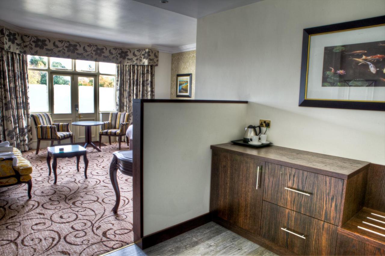 Pontlands Park Hotel Chelmsford Exteriör bild