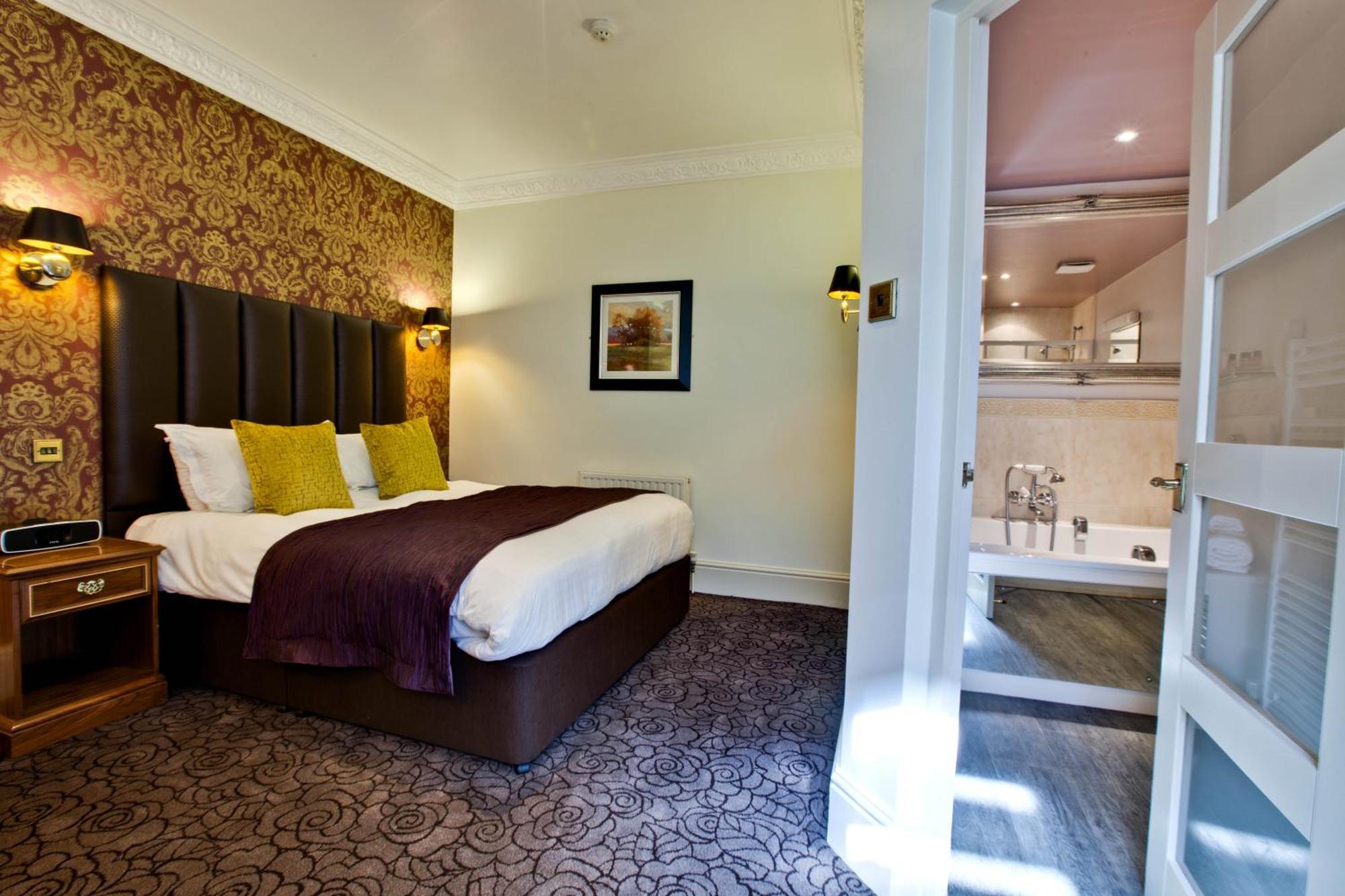 Pontlands Park Hotel Chelmsford Exteriör bild