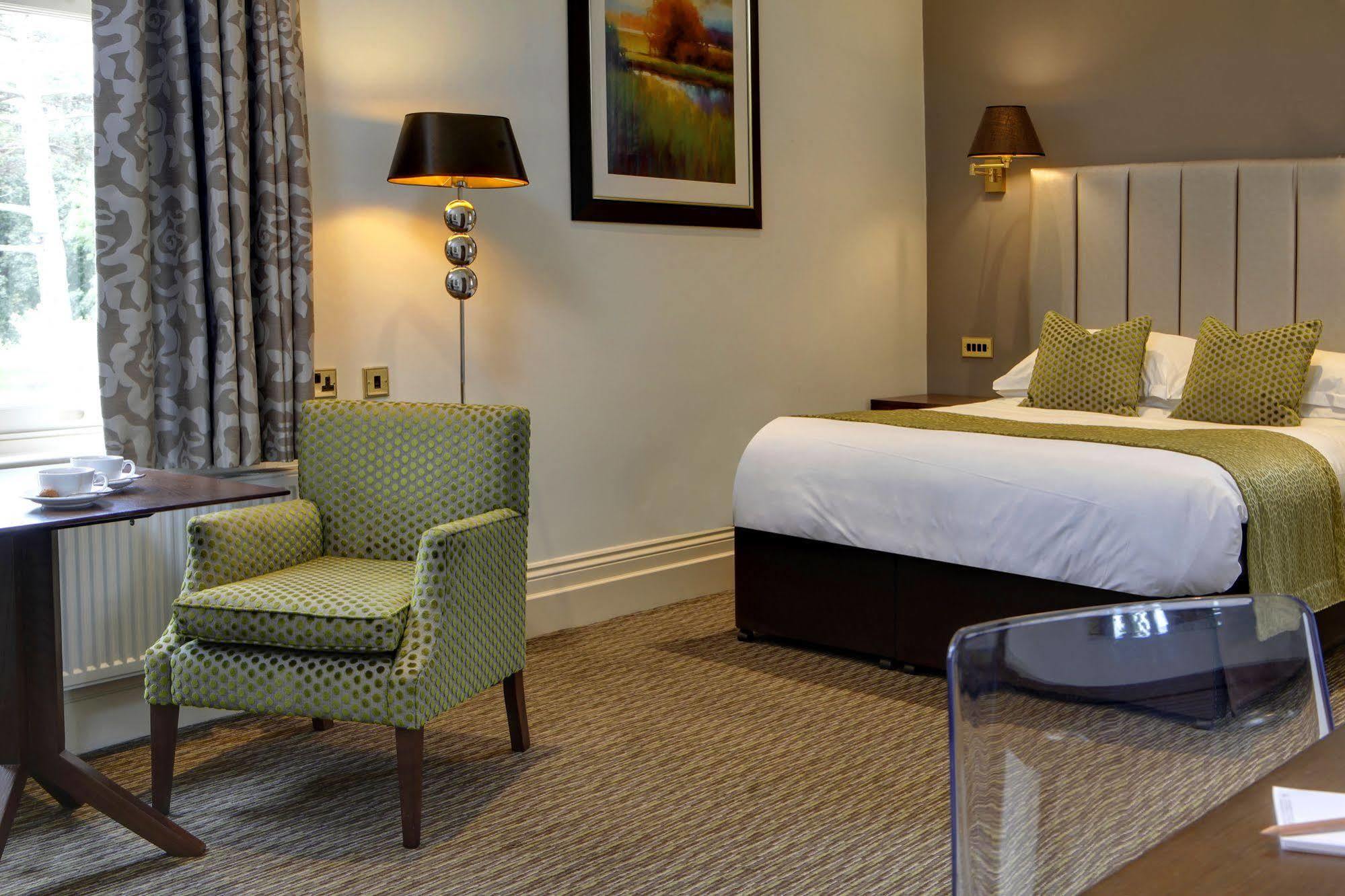 Pontlands Park Hotel Chelmsford Exteriör bild