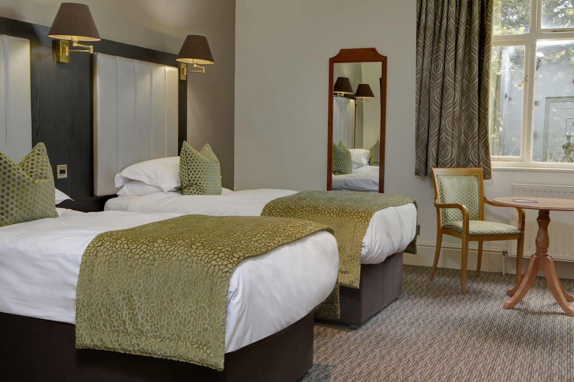 Pontlands Park Hotel Chelmsford Exteriör bild